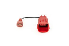 12v-plug-diagnostic-port.jpg
